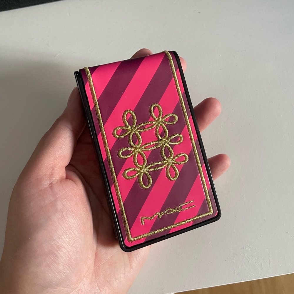 MAC Nutcracker Blush and Highlight